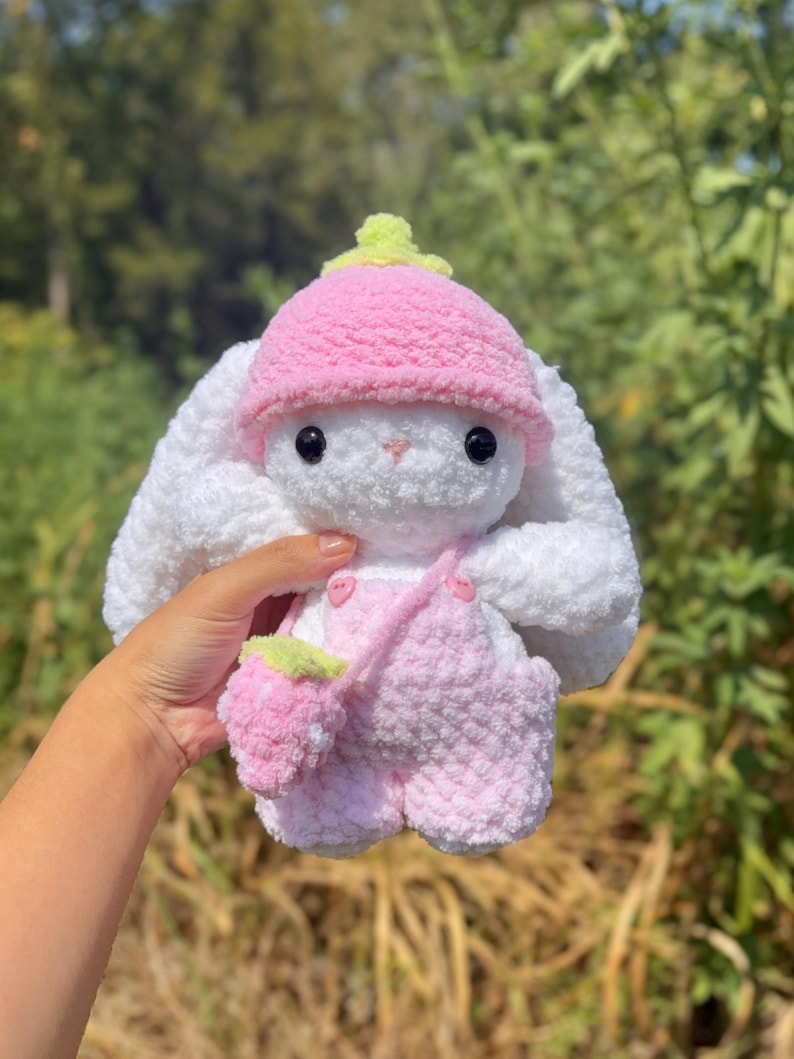 11-in-1 Häkelanleitung – Baby-Hase mit Kleidung