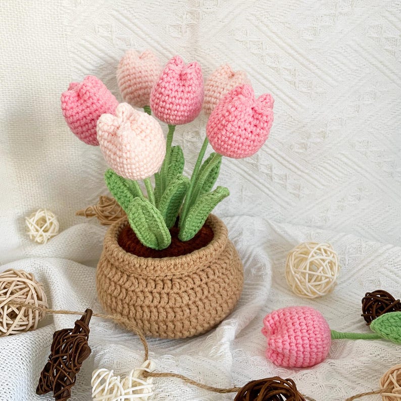 Häkelanleitung Blumen Set: 8 Topfpflanzen