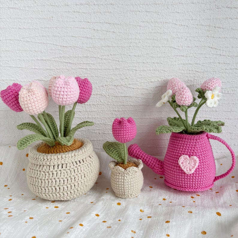 Häkelanleitung Blumen Set: 8 Topfpflanzen